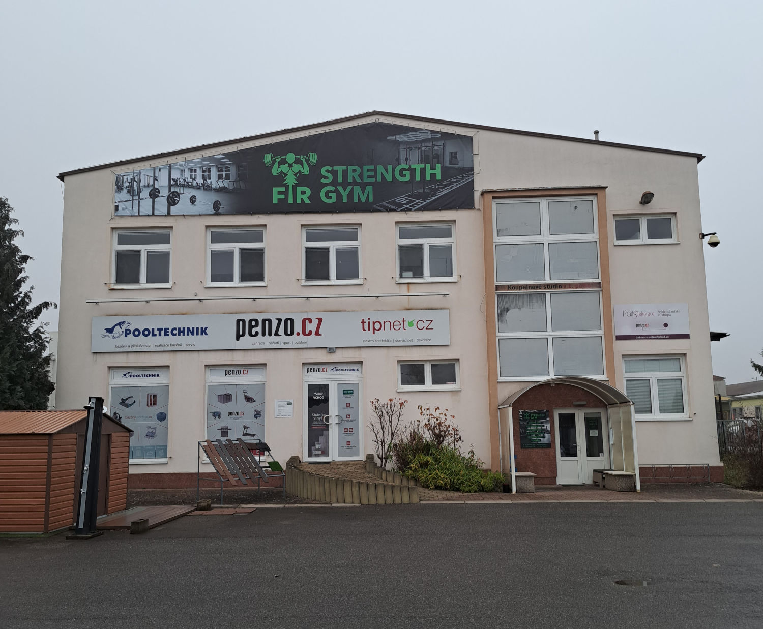 FIR Strength GYM - budova